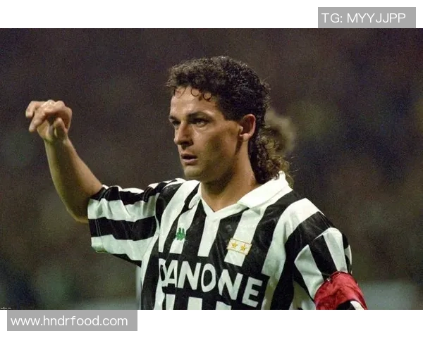 希腊足球明星球员的辉煌历程与成就分析